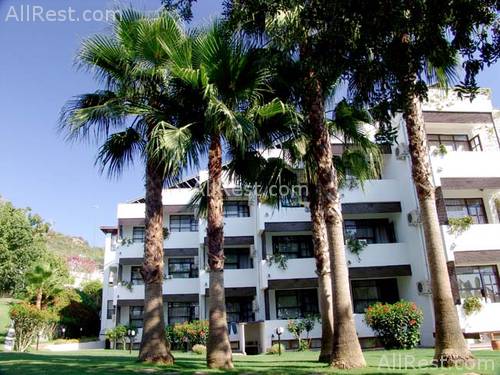 Club Titan Hotel 3